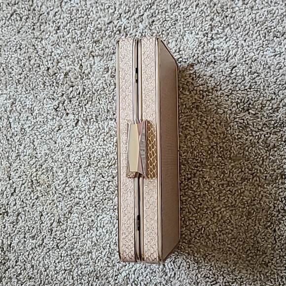 ๐Host Pick๐ Dune London Nude Reptile Print Box Clutch with strap - Picture 9 of 15